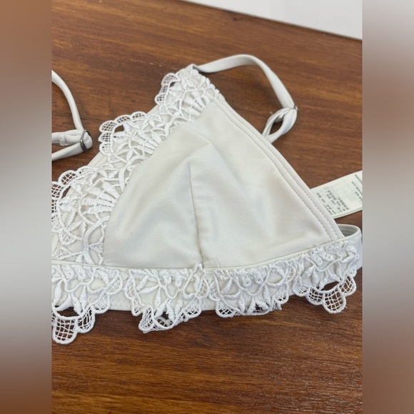 Hollister White Lace Bikini Swim Top With Adjustable Straps Sz Small Women’s EUC - Picture 5 of 10
